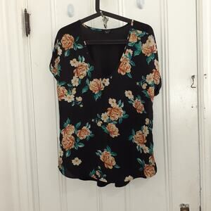 AUW Black floral v-neck oversized blouse S